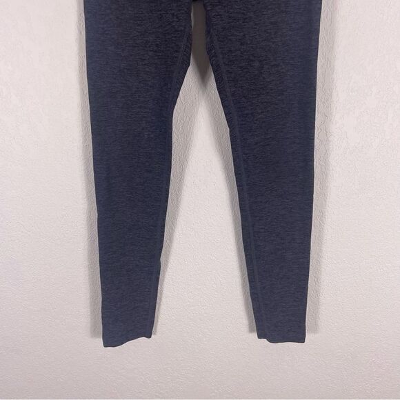 Beyond Yoga Heathered Grey Leggings - Picture 4 of 9